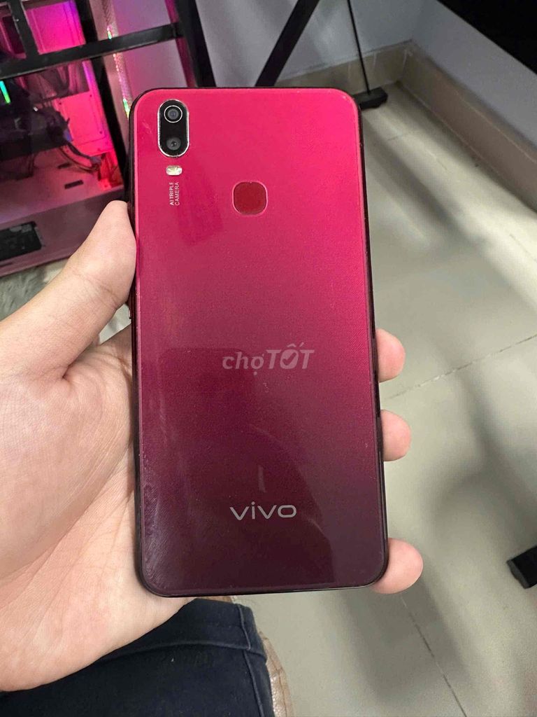 Vivo Y11 Ram 3/32GB, pin trâu, có ship COD. Mua bán Điện thoại tại Thành phố Thủ Đức Tp Hồ Chí Minh được đăng bởi Lê Nguyễn Hoài Bảo hình 1