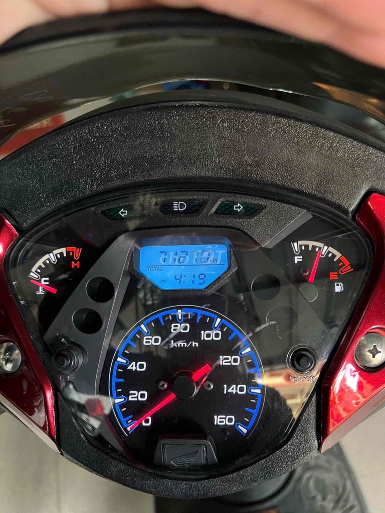 Honda SH 2016 Đỏ 71270 km. Mua bán Xe máy tại Quận Phú Nhuận Tp Hồ Chí Minh được đăng bởi Nguyễn hình 4