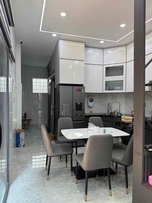 Rent · 2 bd · 65 м² · Quận Phú Nhuận, ул. Đường Trần Huy Liệu