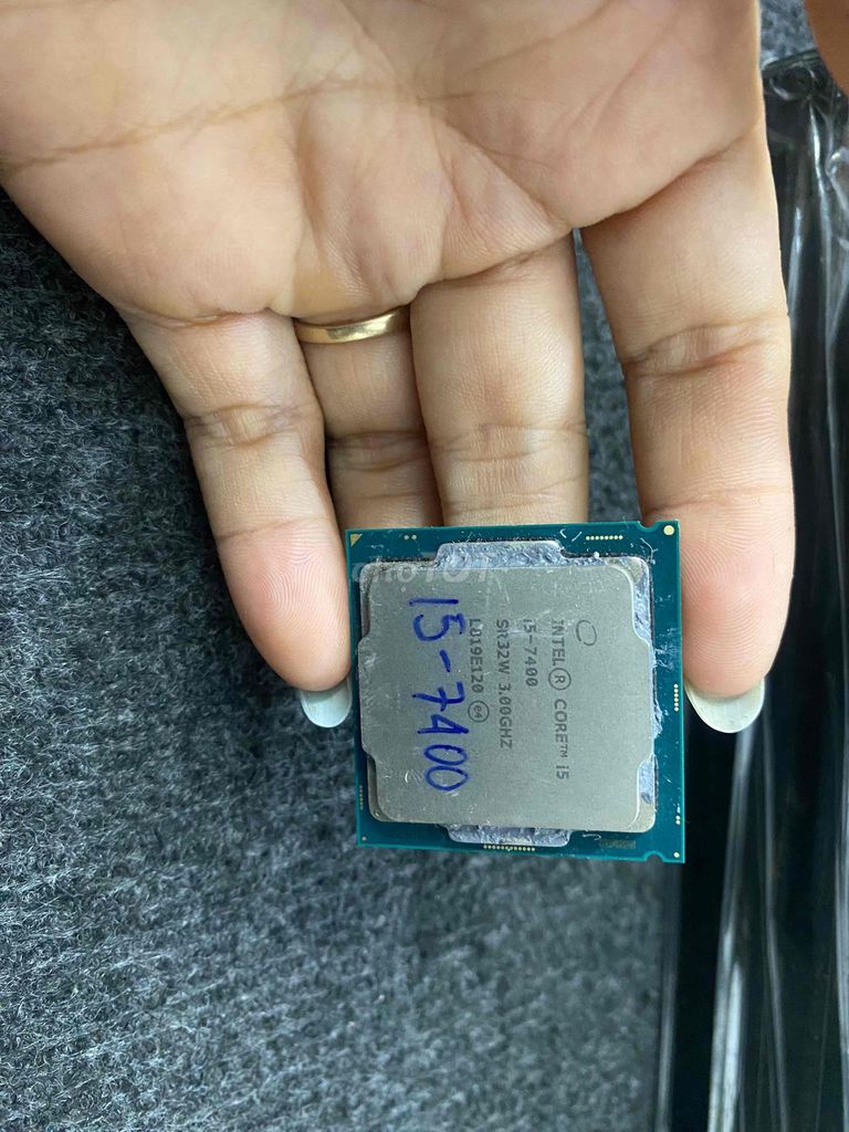CPU I5 7400 CHẠY KHOẺ ỔN ĐỊNH BAO ÊM CHẤT. Mua bán Linh kiện (RAM, Card...) tại Quận Gò Vấp Tp Hồ Chí Minh được đăng bởi ngọc trang hình 1