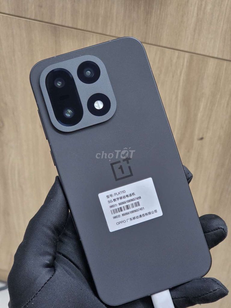 OnePlus 15 256GB Đen. Mua bán Điện thoại tại Thành phố Đà Lạt Lâm Đồng được đăng bởi Lộc Lá Mô Bai hình 1