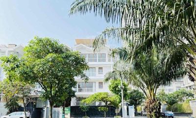 BÁN NHÀ MẶT TIỀN KDC HIM LAM KÊNH TẺ – VIEW CÔNG VIÊN ĐẸP
