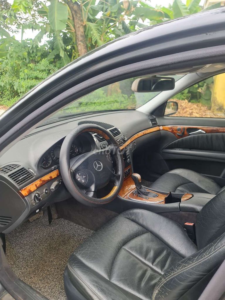 Mec E 240 cực chất. Nguyên bản toàn bộ. Mua bán Ô tô tại Quận Bắc Từ Liêm Hà Nội được đăng bởi Hải Đăng  hình 8