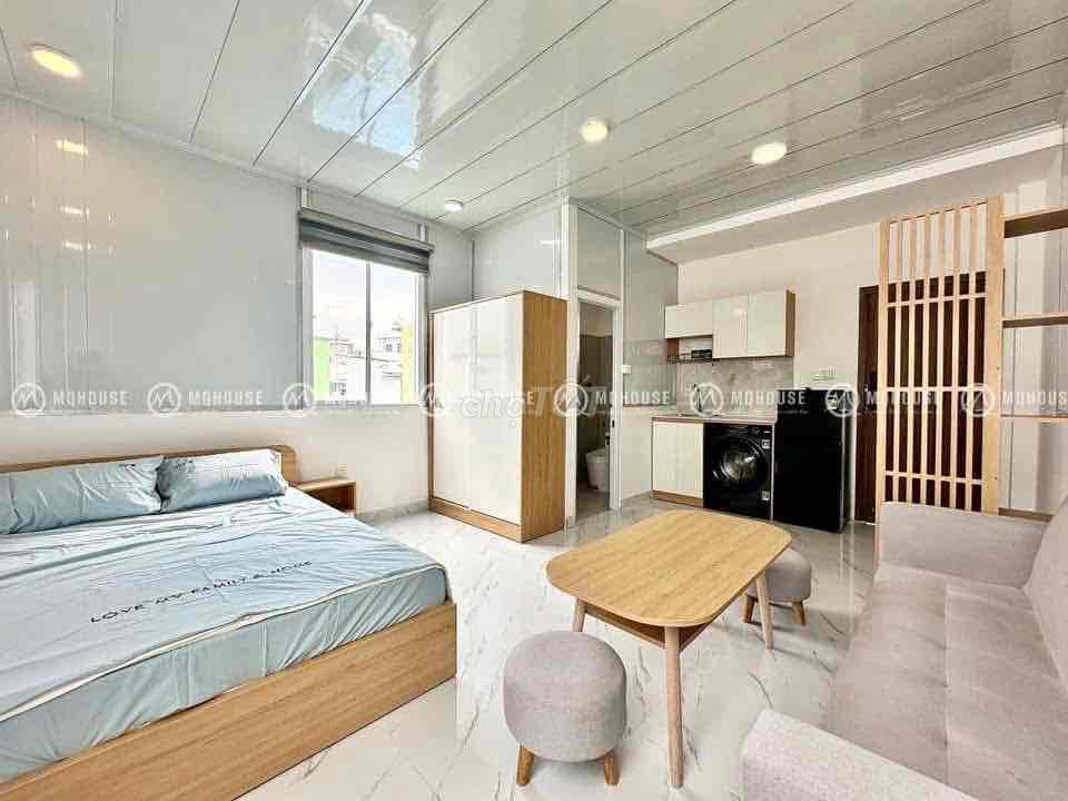 Căn hộ Studio full nội thất hiện đại cửa sổ máy giặt Hoà Hảo Quận 10