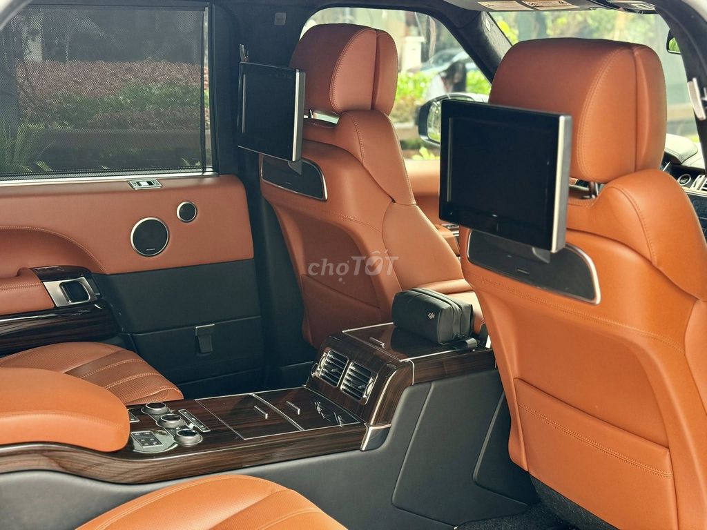 RANGE ROVER AUTOBIOGRAPHY LWB 5.0 2014 Bản 4 Chỗ. Mua bán Ô tô tại Quận Tây Hồ Hà Nội được đăng bởi Nguyễn Hoàng Sơn hình 11