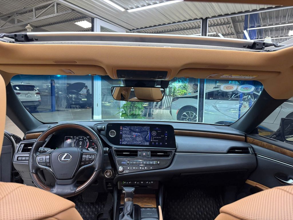 Lexus ES 250 2022 Vàng cát 12000 km. Mua bán Ô tô tại Quận Gò Vấp Tp Hồ Chí Minh được đăng bởi Hải Ô Tô hình 6