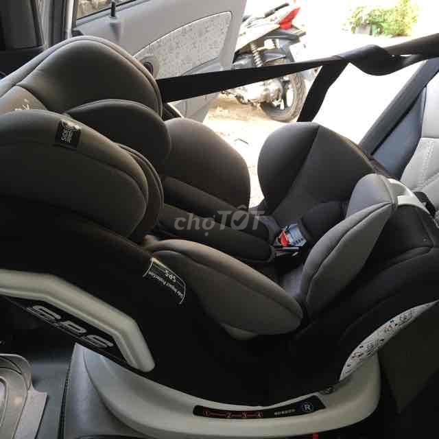 Ghế ô tô 4 tư thế, xoay 360 độ, có Isofix cho bé