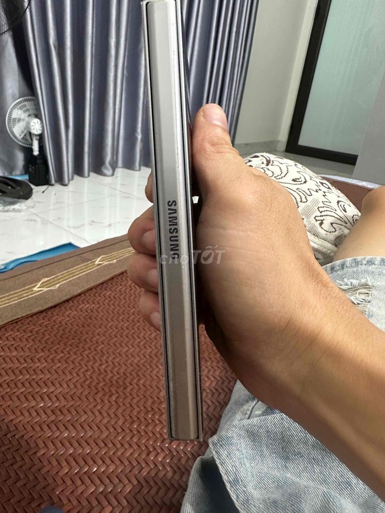 Samsung Galaxy Z Fold6 Bạc 98%. Mua bán Điện thoại tại Huyện Sóc Sơn Hà Nội được đăng bởi Airport Nội Bài hình 1