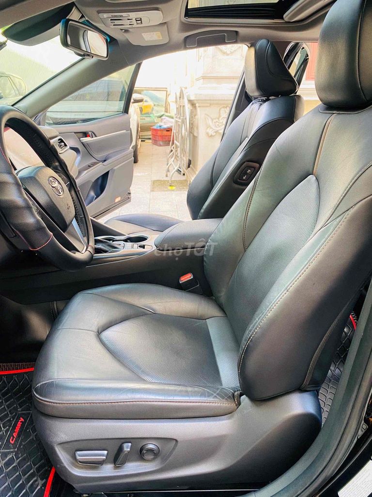 Camry 2022 2.5Q Nhập Thái Odo 2v Cực Mới Giá Tốt. Mua bán Ô tô tại Thành phố Dĩ An Bình Dương được đăng bởi Trương Công Lý hình 13