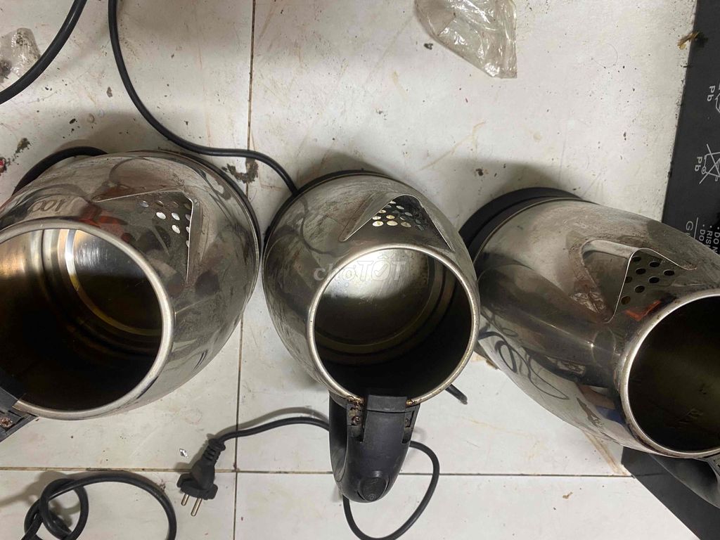 3 Ấm siêu tốc Inox Bạc Hỏng. Mua bán Bếp, lò, đồ điện nhà bếp tại Quận Bình Tân Tp Hồ Chí Minh được đăng bởi Anh 2 hình 1