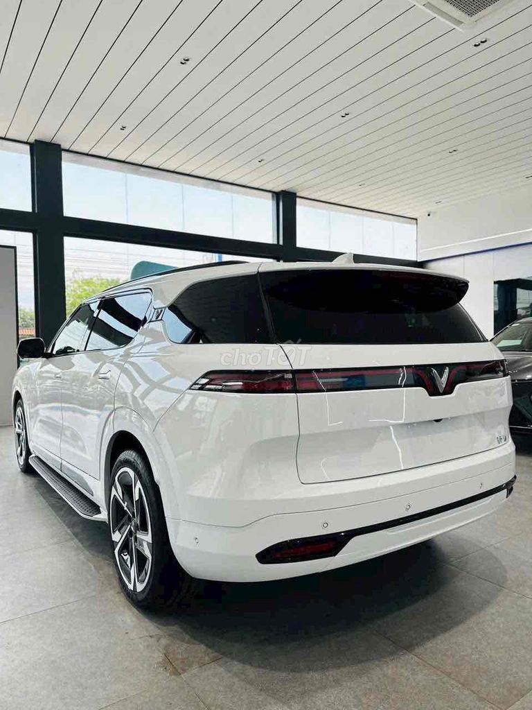 VF9 SẲN XE GIAO NGAY-BANK 90%-BAO NỢ XẤU. Mua bán Ô tô tại Thành phố Thủ Đức Tp Hồ Chí Minh được đăng bởi KỲ hình 5