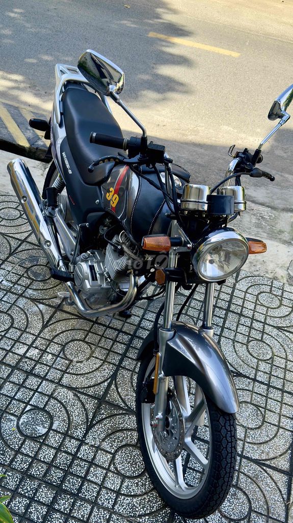 Honda 125 classic còn đẹp. Mua bán Xe máy tại Quận Bình Tân Tp Hồ Chí Minh được đăng bởi Vinh Nguyen hình 2