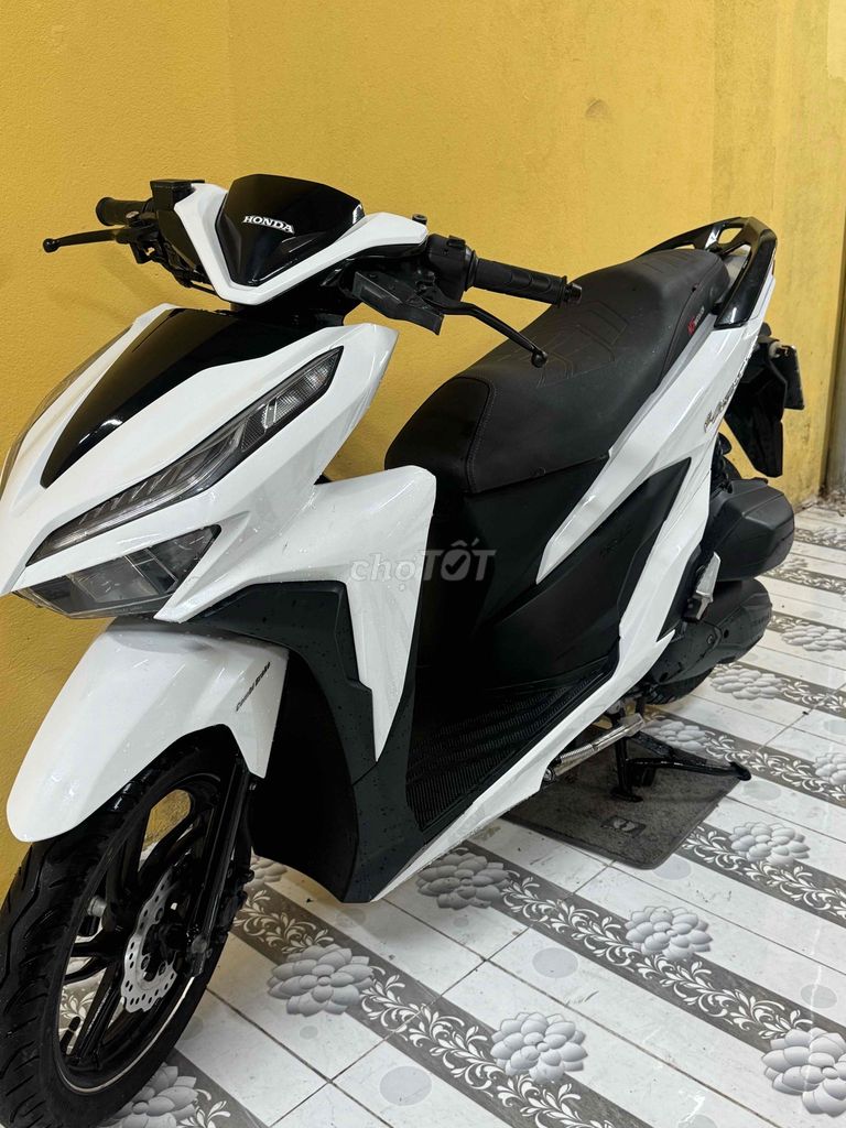 Honda Vario 150 2020 белый с черным, состояние супер, 43C1-920.49