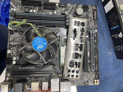 Bo mạch chủ Gigabyte B360M-D3H. Mua bán Linh kiện (RAM, Card...) tại Quận Hai Bà Trưng Hà Nội được đăng bởi Phú