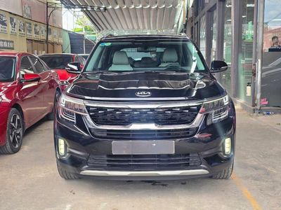 Kia Seltos 2021 Premium 1.4 Turbo,màu đen, 5v9 km. Mua bán Ô tô tại Quận Bình Tân Tp Hồ Chí Minh được đăng bởi Son Do