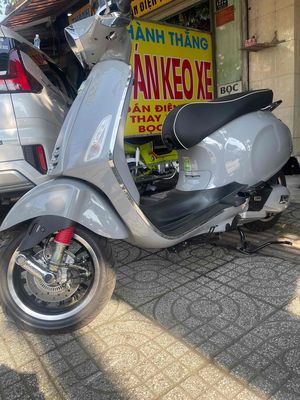 Vespa Lướt Keng odo 2k - Cầm Đồ Thanh Lý. Mua bán Xe máy tại Quận Bình Tân Tp Hồ Chí Minh được đăng bởi Tharo Phạm