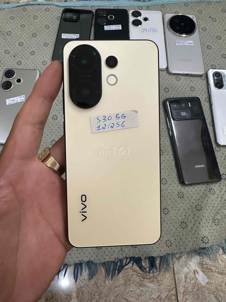 Vivo S30 5G Vàng 12GB/256GB Snapdragon 7 Gen 4. Mua bán Điện thoại tại Quận Tân Bình Tp Hồ Chí Minh được đăng bởi Nguyễn Thắng Mobile hình 1