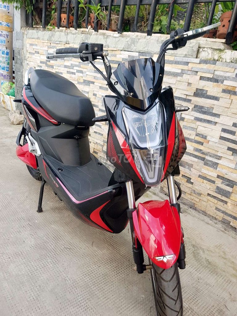 Xe điện V5 Anbico . Xe mới chưa lăn bánh