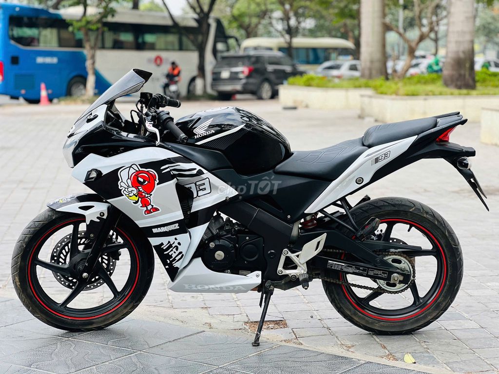 HONDA CBR 150 NHẬP THÁI NGUYÊN ZIN BIỂN 29. Mua bán Xe máy tại Quận Nam Từ Liêm Hà Nội được đăng bởi Hải Hùng hình 3