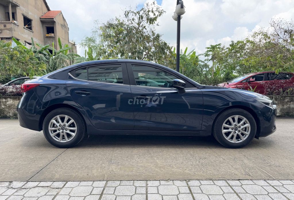 Mazda 3 2018 1.5 FL  Sedan rất mới 01 chủ 17.000km. Mua bán Ô tô tại Quận Gò Vấp Tp Hồ Chí Minh được đăng bởi Phan Trung Quân hình 4