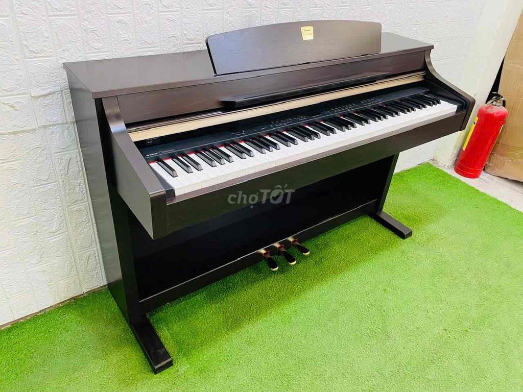 Đàn Piano Điện Yamaha CLP-330, Màu Gỗ, Như Mới