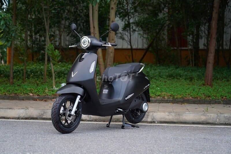 Xe máy điện Vinfast Đen Đỏ-Bán Trả Góp Bao Nợ Xấu. Mua bán Xe điện tại Quận 1 Tp Hồ Chí Minh được đăng bởi Hương Điện Máy Trả Góp Lê Triều hình 1