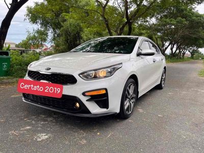 Kia Cerato 2019 1.6 MT - 86000 km. Mua bán Ô tô tại Quận Ngũ Hành Sơn Đà Nẵng được đăng bởi Đặng Minh Tuấn