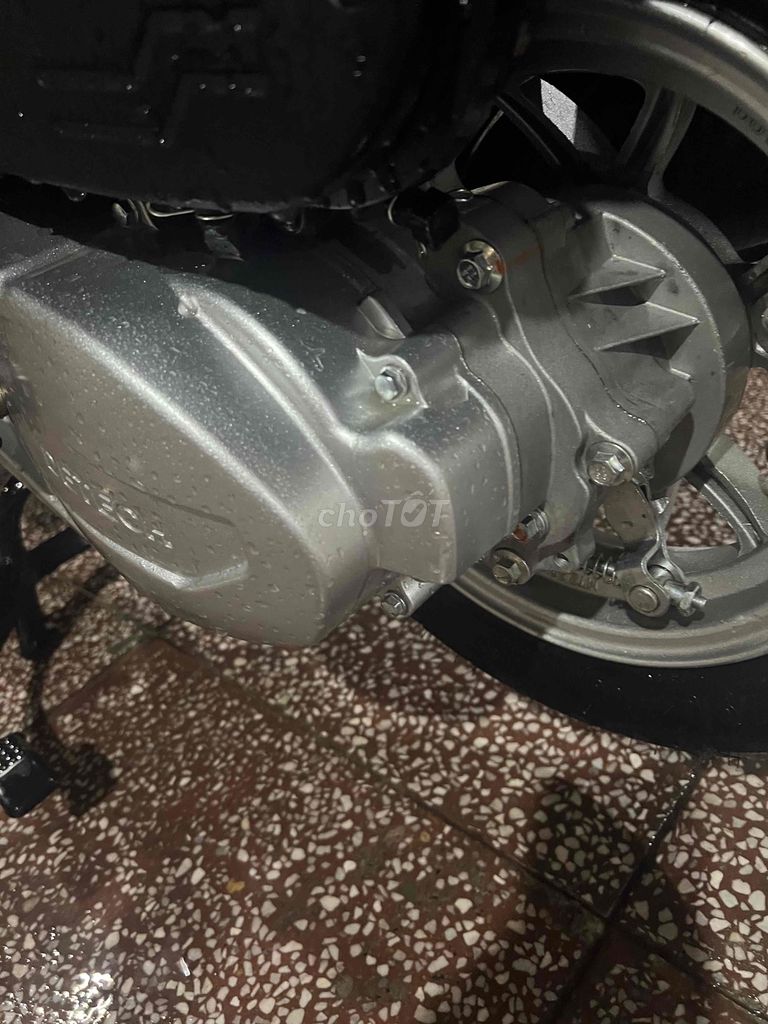 vespa 50cc xam xi mang hoc sinh di hoc 600km 70AA. Mua bán Xe máy tại Huyện Hòa Thành Tây Ninh được đăng bởi Nguyễn Đình Tứ hình 4