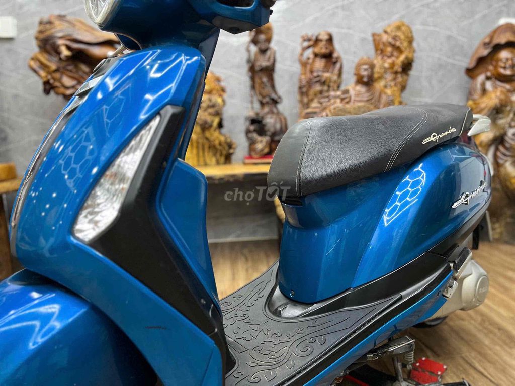 👉Grande 2015 dàn áo sạch sẽ máy móc bao êm. Mua bán Xe máy tại Quận 7 Tp Hồ Chí Minh được đăng bởi Xe Cũ Hiếu CT hình 8