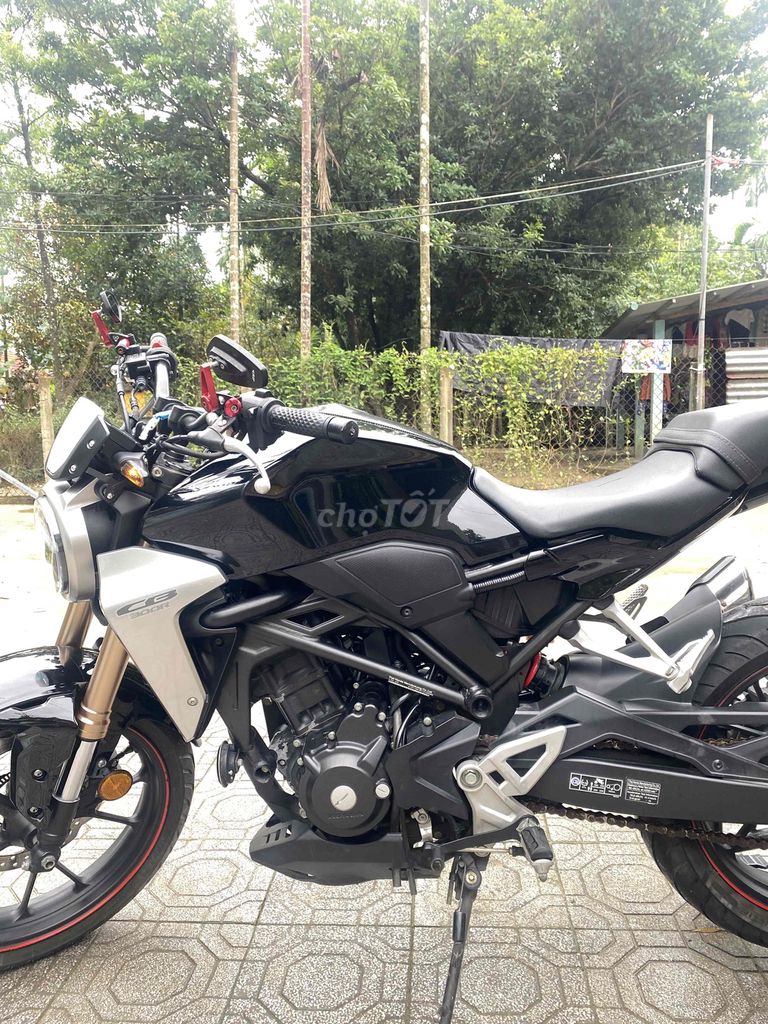 HONDA CB300r. Mua bán Xe máy tại Thành phố Huế Thừa Thiên Huế được đăng bởi Tài hình 2
