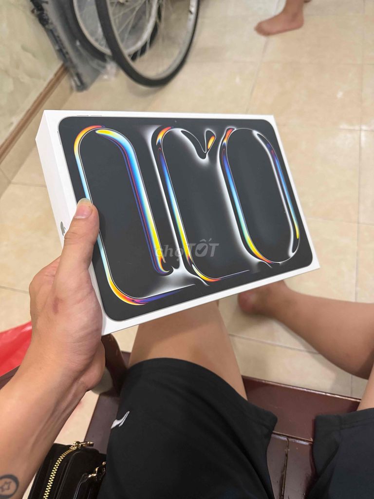Apple iPad Pro M5 11 inch 256GB Bạc. Mua bán Máy tính bảng tại Quận Nam Từ Liêm Hà Nội được đăng bởi Vang hình 1