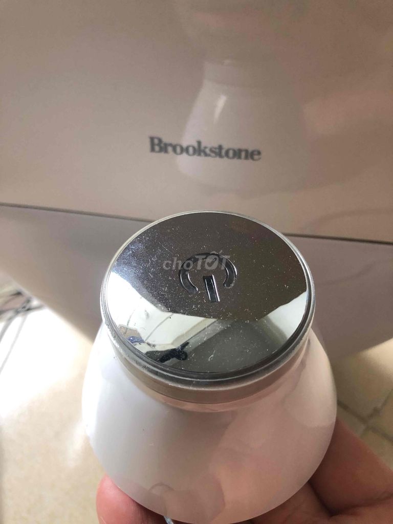 Quạt thổi giường Brookstone Bed Fan. Mua bán Quạt tại Quận 4 Tp Hồ Chí Minh được đăng bởi Anh Quí hình 1