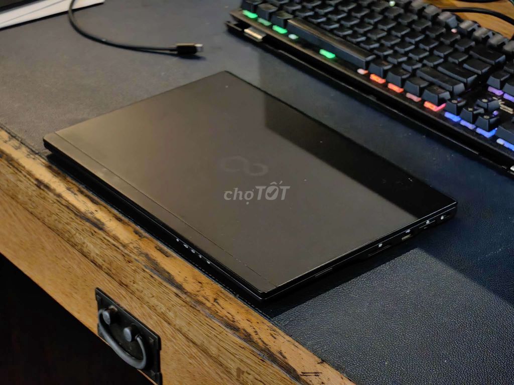 Fujitsu U939 i5 8365U 13.3 inch 8GB/256GB SSD. Mua bán Laptop tại Thành phố Châu Đốc An Giang được đăng bởi Đỗ Thành Lợi hình 1