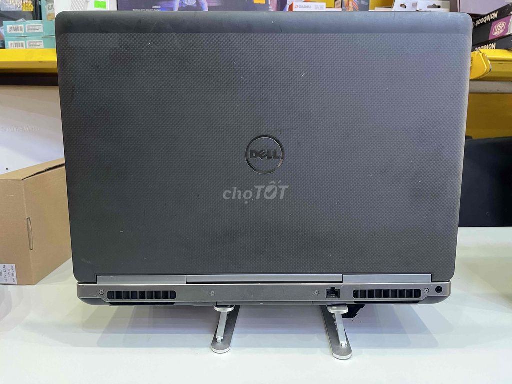Dell Precision 7720 i7 17.3 inch 12GB/. Mua bán Laptop tại Thành phố Vĩnh Long Vĩnh Long được đăng bởi Hữu Tài Computer hình 1