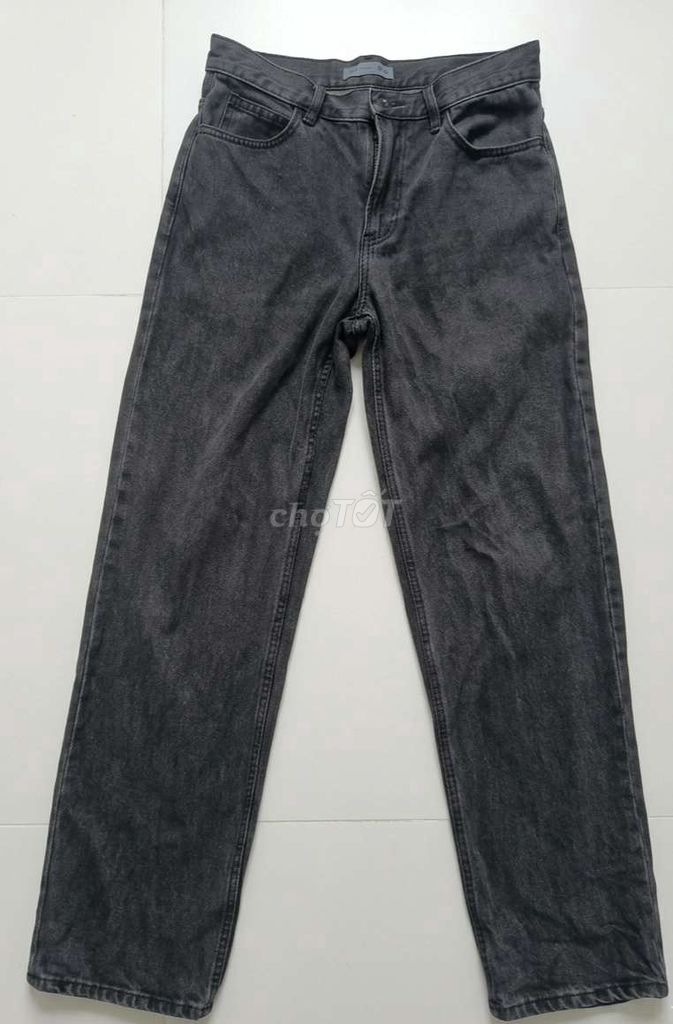 Quần jeans Uniqlo ống suông Cotton. Mua bán Quần áo tại Huyện Cái Bè Tiền Giang được đăng bởi Tấn Đạt hình 1
