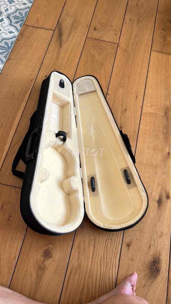 Hộp đựng đàn violin 1/8 Đen. Mua bán Nhạc cụ tại Thành phố Thủ Đức Tp Hồ Chí Minh được đăng bởi MarioKart hình 1
