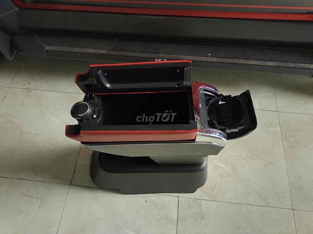 Cần bán bệ tuỳ tay vf3. Mua bán Phụ tùng xe tại Thành phố Sóc Trăng Sóc Trăng được đăng bởi Phú hình 2