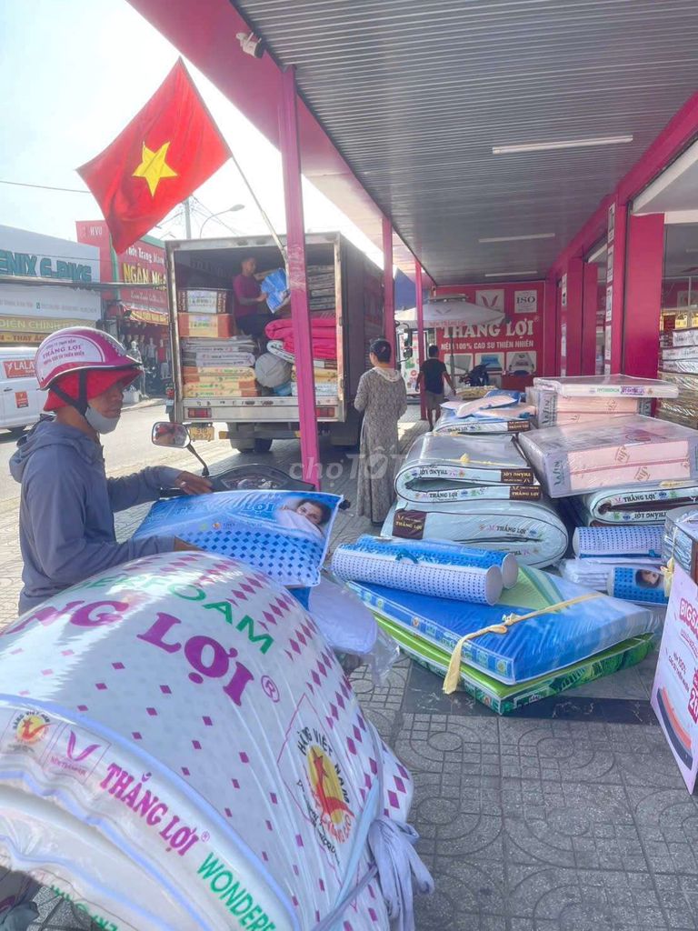Nệm Thắng Lợi cao su thiên nhiên. Mua bán Giường, chăn ga gối nệm tại Thị xã Tân Uyên Bình Dương được đăng bởi CÔNG TY TNHH NỆM THẮNG LỢI hình 1