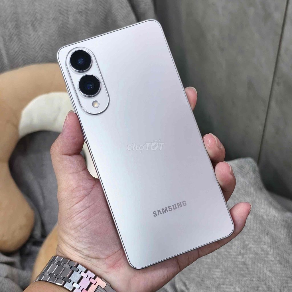 S25 Edge 256GB Bạc chính hãng zin áp. Mua bán Điện thoại tại Quận Ninh Kiều Cần Thơ được đăng bởi SUN APPLE STORE hình 1