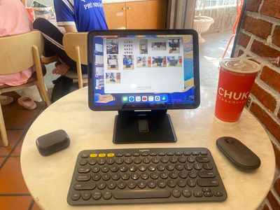 Ốp lưng MOFT float biến iPad thành máy tính để bàn