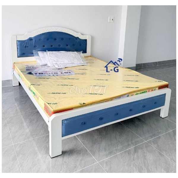 Giường sắt-Giường sắt-Giường sắt-Giường sắt-. Mua bán Giường, chăn ga gối nệm tại Thị xã Tân Uyên Bình Dương được đăng bởi NỘI THẤT LÂM GIA PHÁT  hình 1