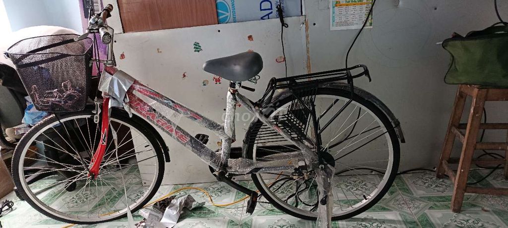 Xe đạp Thống Nhất màu Bạc, Đỏ, Đen mới. Mua bán Xe đạp tại Quận Hoàn Kiếm Hà Nội được đăng bởi Nguyendinhhoan hình 2