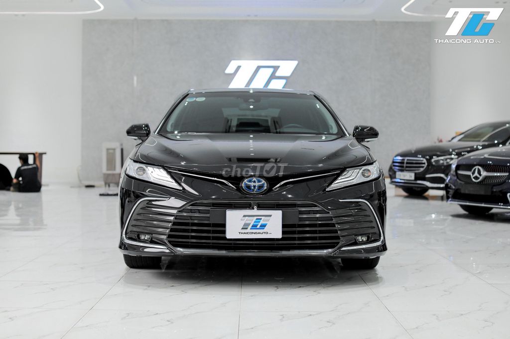 Toyota Camry 2.5HV 2022 nhập Thái giữ kỹ như mới. Mua bán Ô tô tại Quận Gò Vấp Tp Hồ Chí Minh được đăng bởi NGUYỄN MINH VUA XE LƯỚT hình 1