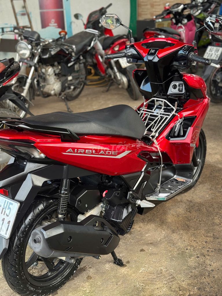 Honda Air Blade 125 4VAL 2023 Đỏ. Mua bán Xe máy tại Huyện Trảng Bom Đồng Nai được đăng bởi phương hình 4
