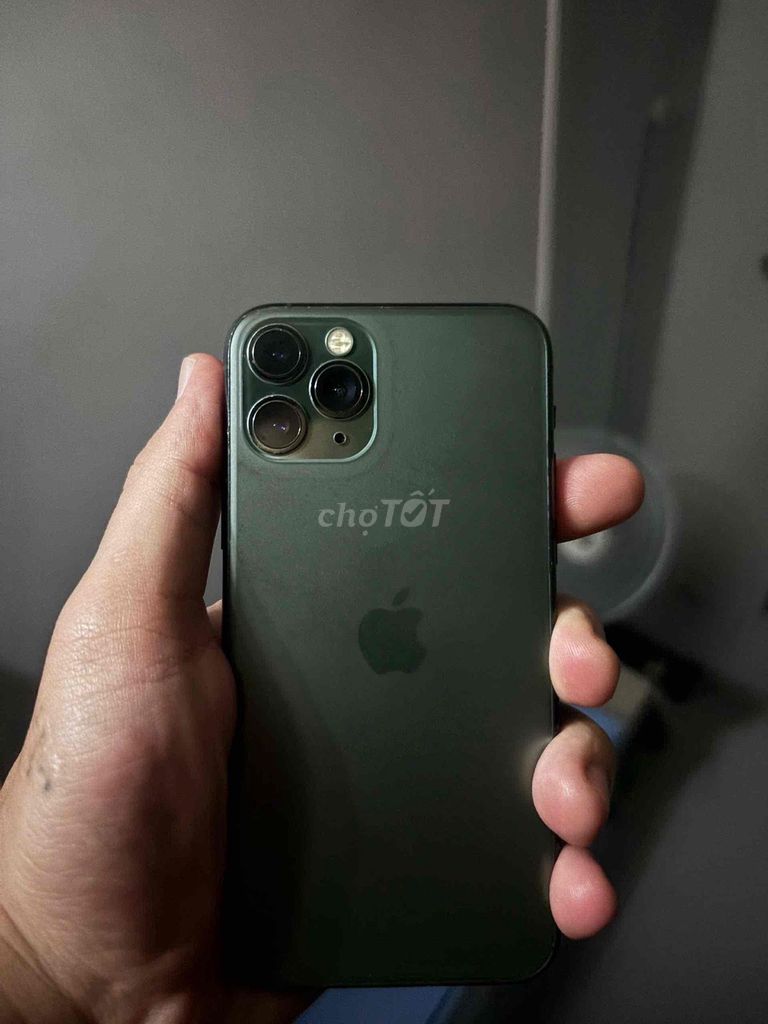 iPhone 11 Pro 256GB Xanh rêu. Mua bán Điện thoại tại Quận 4 Tp Hồ Chí Minh được đăng bởi Annie  hình 1