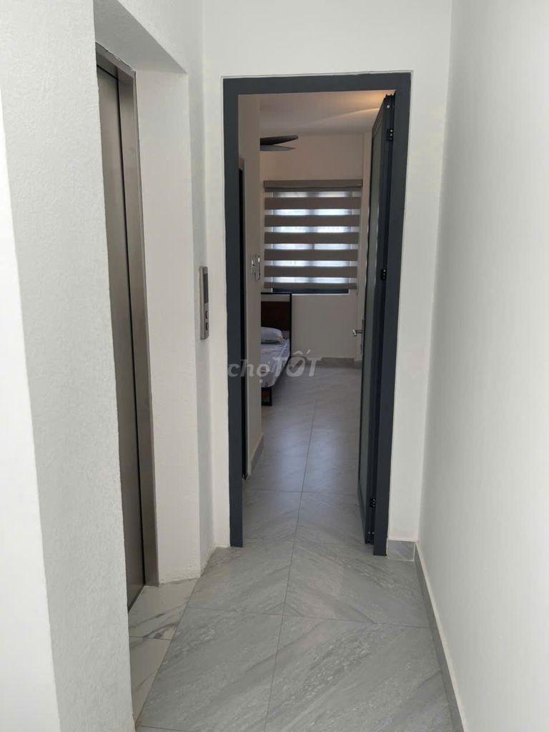 Phòng ngủ cao cấp 15m2, thang máy, bếp tách biệt, Huỳnh Văn Bánh, Q.PN