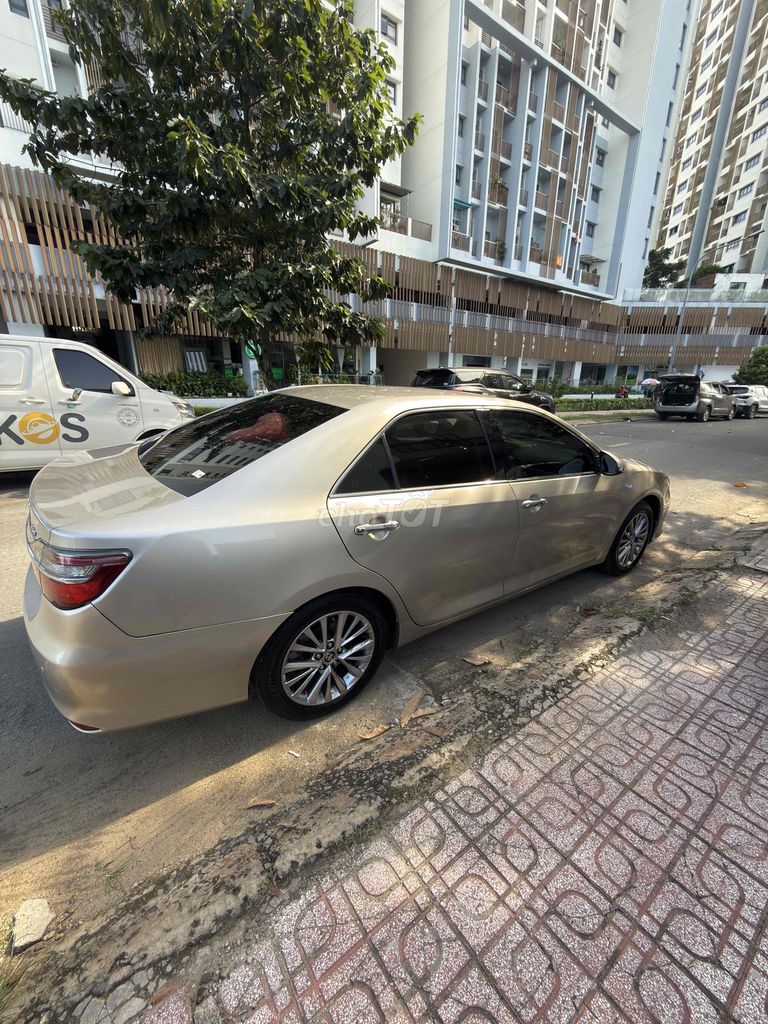 Toyota Camry 2018 2.5Q - 62000 km. Mua bán Ô tô tại Thành phố Biên Hòa Đồng Nai được đăng bởi Nguyễn Thành Đạt hình 3