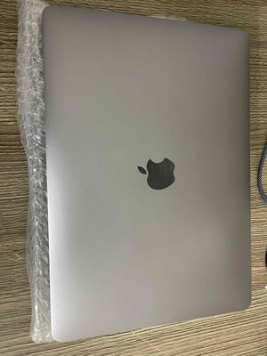 Macbook pro 13” 2016 gray i5/8g/256g bh3 tháng. Mua bán Laptop tại Quận 3 Tp Hồ Chí Minh được đăng bởi Phúc Nguyễn