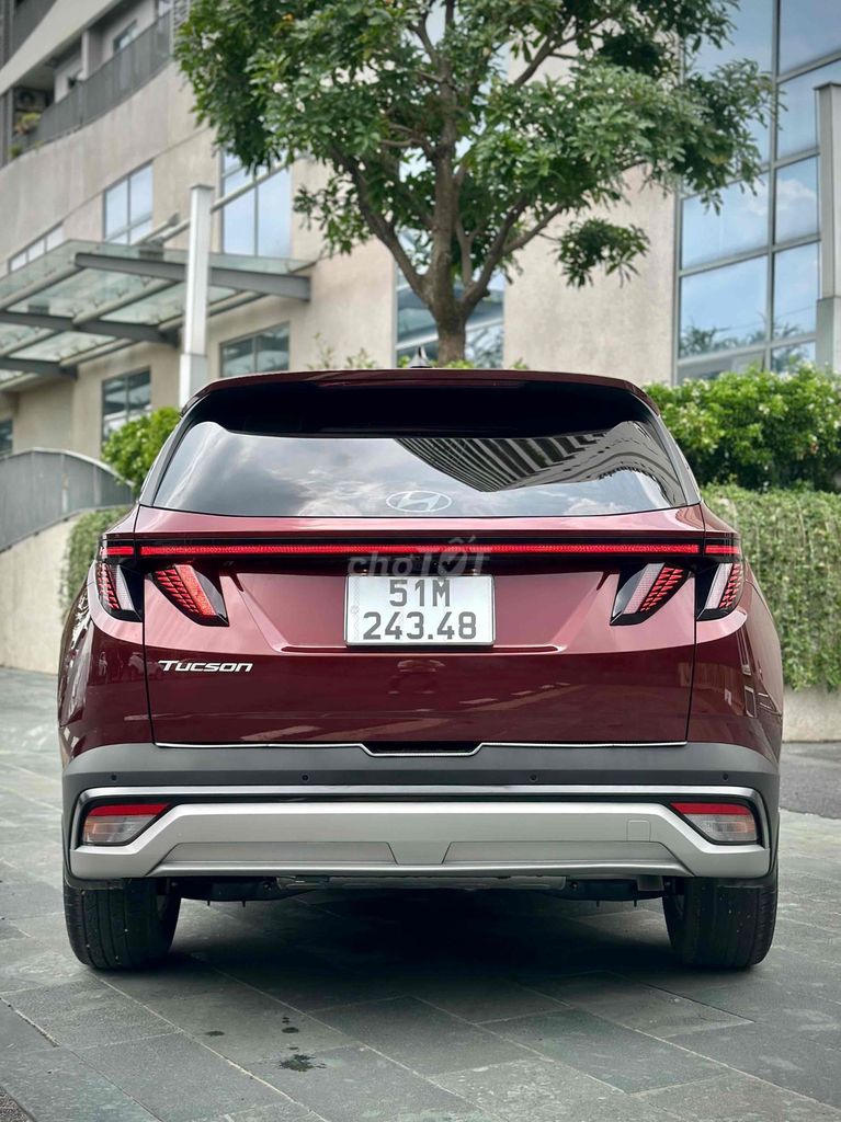 Hyundai Tucson 2.0AT Sx 7/2025 Odo 3.000 km NhưMới. Mua bán Ô tô tại Quận 8 Tp Hồ Chí Minh được đăng bởi Hiếu Trần hình 6
