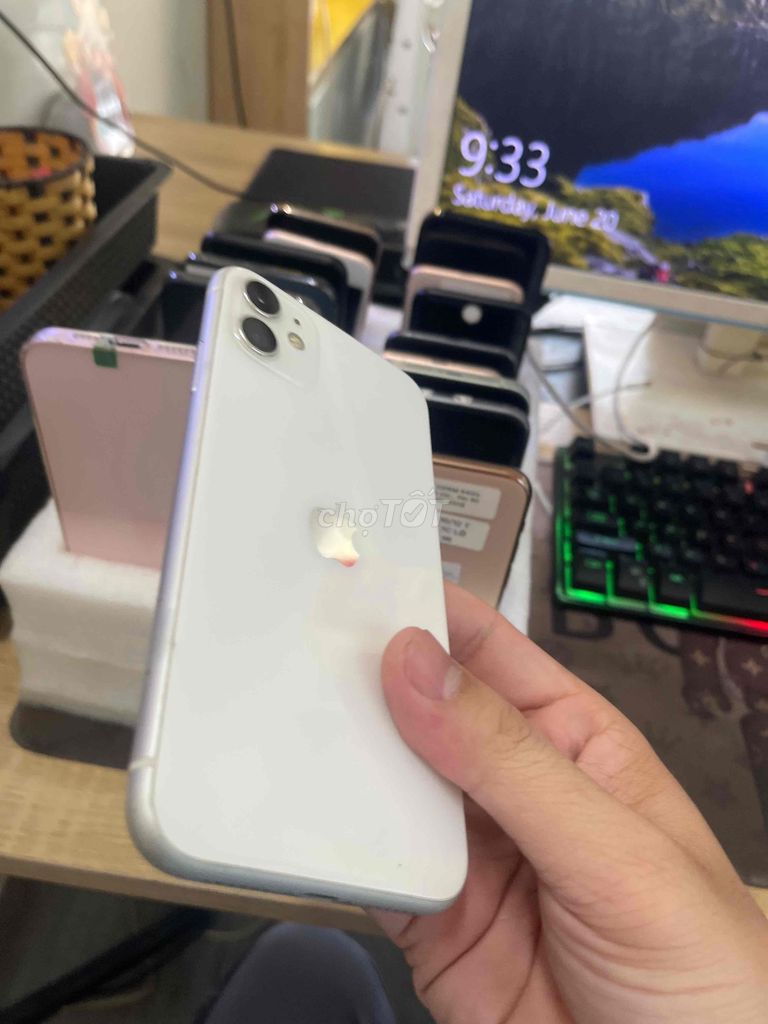 Apple iPhone 11 Trắng Đã qua sử dụng. Mua bán Điện thoại tại Quận Cẩm Lệ Đà Nẵng được đăng bởi Sim Số Đại Tài hình 1
